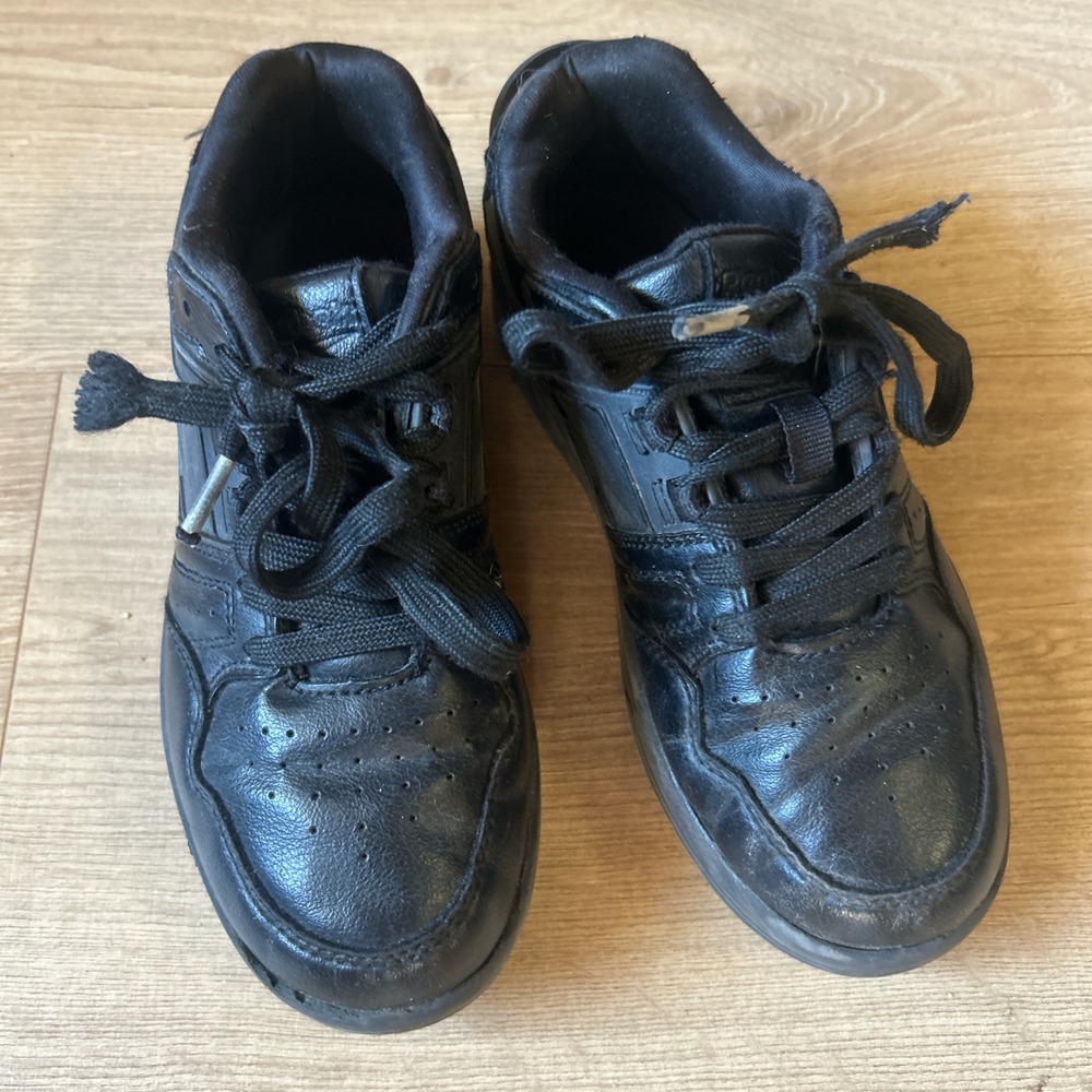 Reebok Kids Workout Plus Triple Black Leather Sneakers Size 13